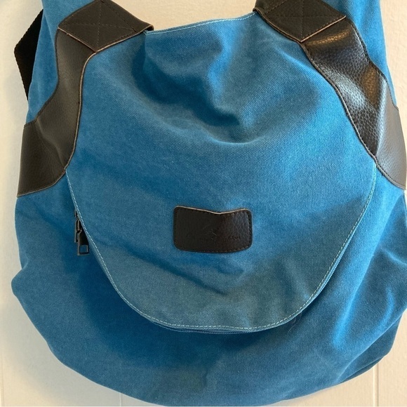 Classic Fashion Large Hobo Handbag Carry Handles Or Strap Color Blue - Picture 7 of 10